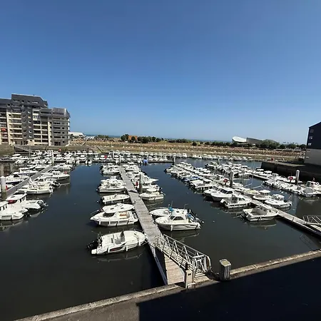 Loovael Vue Sur Port De Plaisance Et Apartment