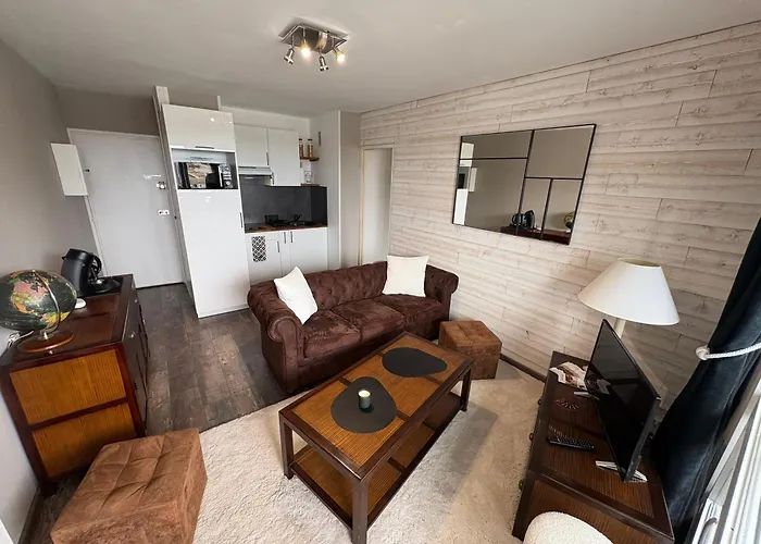 Loovael Vue Sur Port De Plaisance Et Lägenhet *